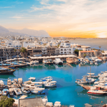 پرچم قبرس شمالی - مهاجرت تحصیلی